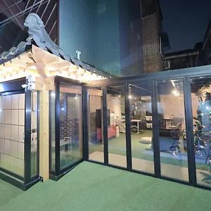 ゲストハウス ワイズ ハウス ホンデ, ソウル特別市